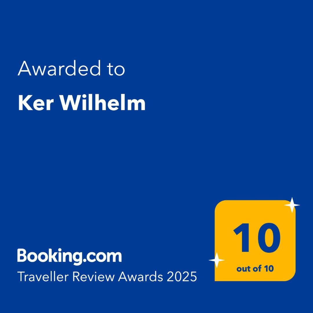 Ker Wilhelm Apartment Ploubezre ภายนอก รูปภาพ